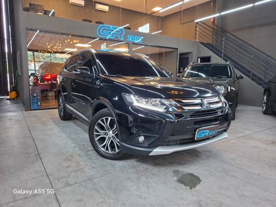 MITSUBISHI OUTLANDER 2.2 4X4 16V DIESEL 4P AUTOMÁTICO